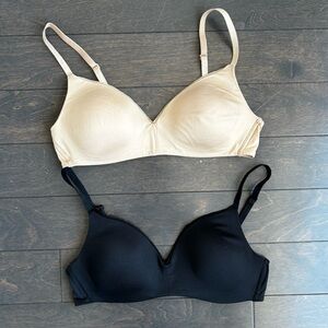 Set of two wireless Calvin Klein bras
